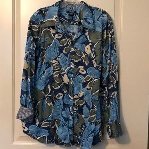 Women’s Chap long sleeve button down top